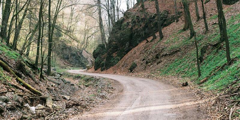 铸造模拟软件如何优化阀门浇冒口设计：提升铸件质量与工艺效率